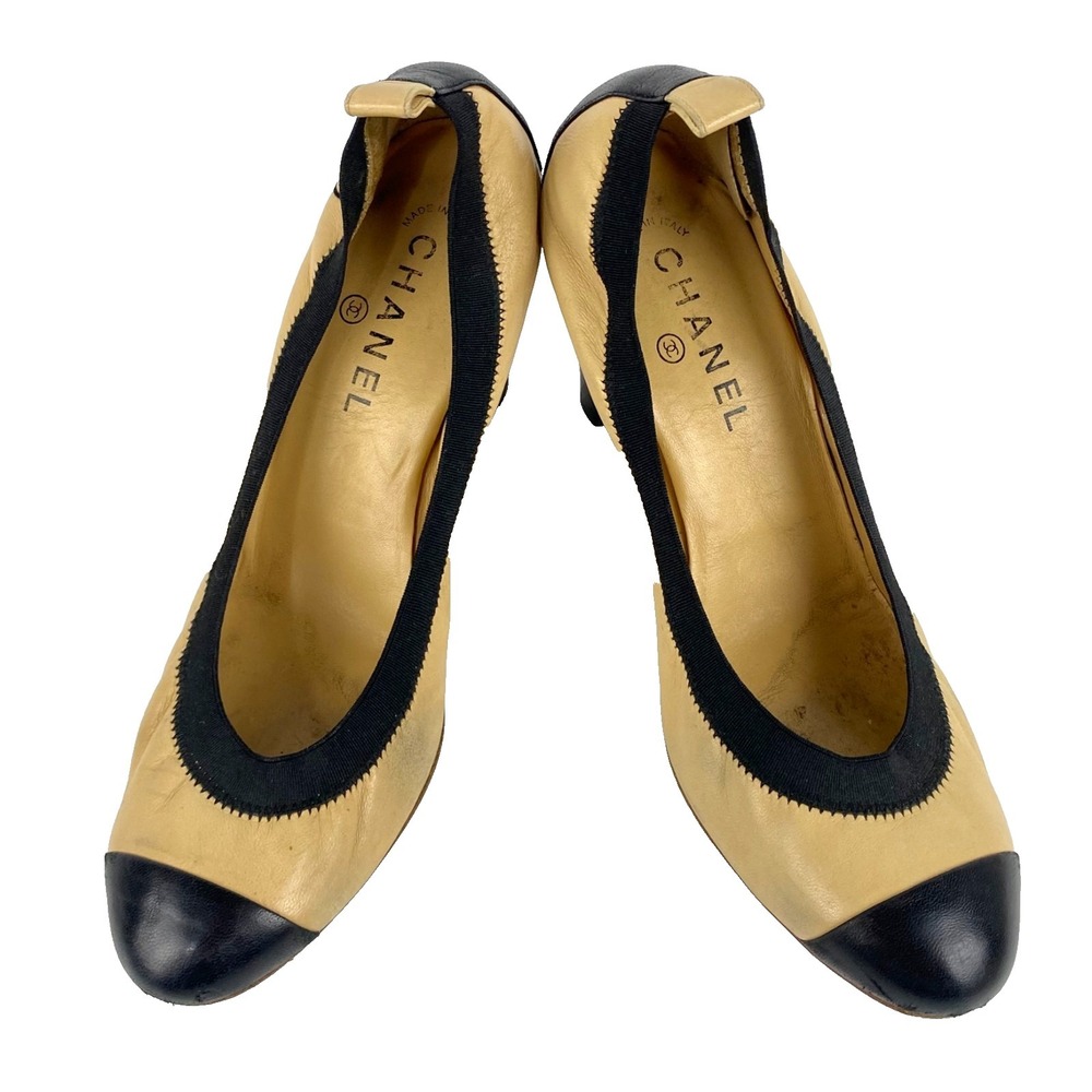 Chanel Leather Pumps Women 40.5 Beige Black Sz 8.5 Luxury Vintage Shoes Cap Toe - Picture 2 of 10
